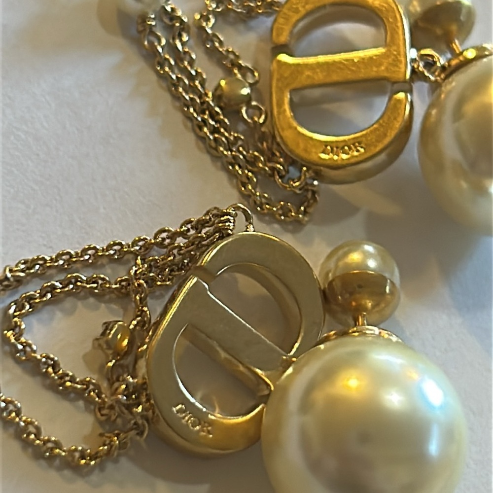 DIOR TRIBALES Earrings Gold-Finish Metal White Resin Pearls Silver-Tone Crystals - Picture 10 of 14